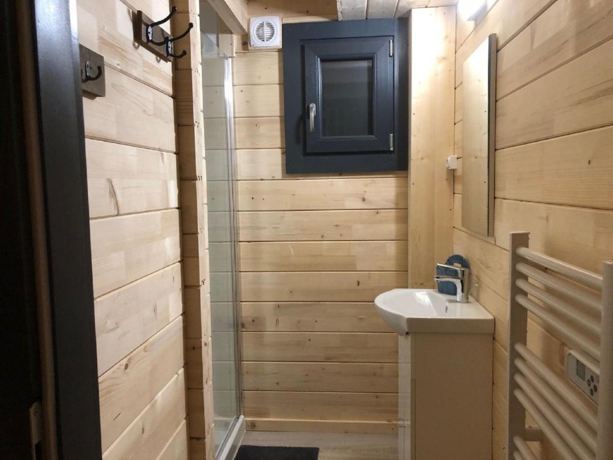 Chalet In Saint Laurent On A Slope المظهر الخارجي الصورة