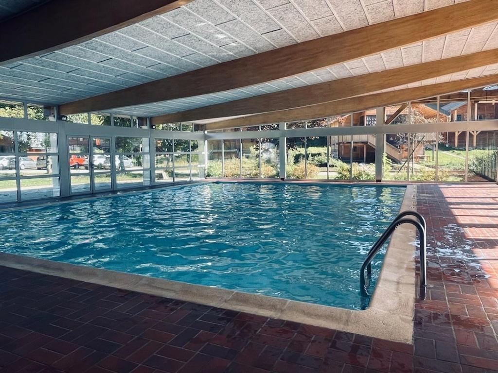 Chalet In Saint Laurent On A Slope المظهر الخارجي الصورة